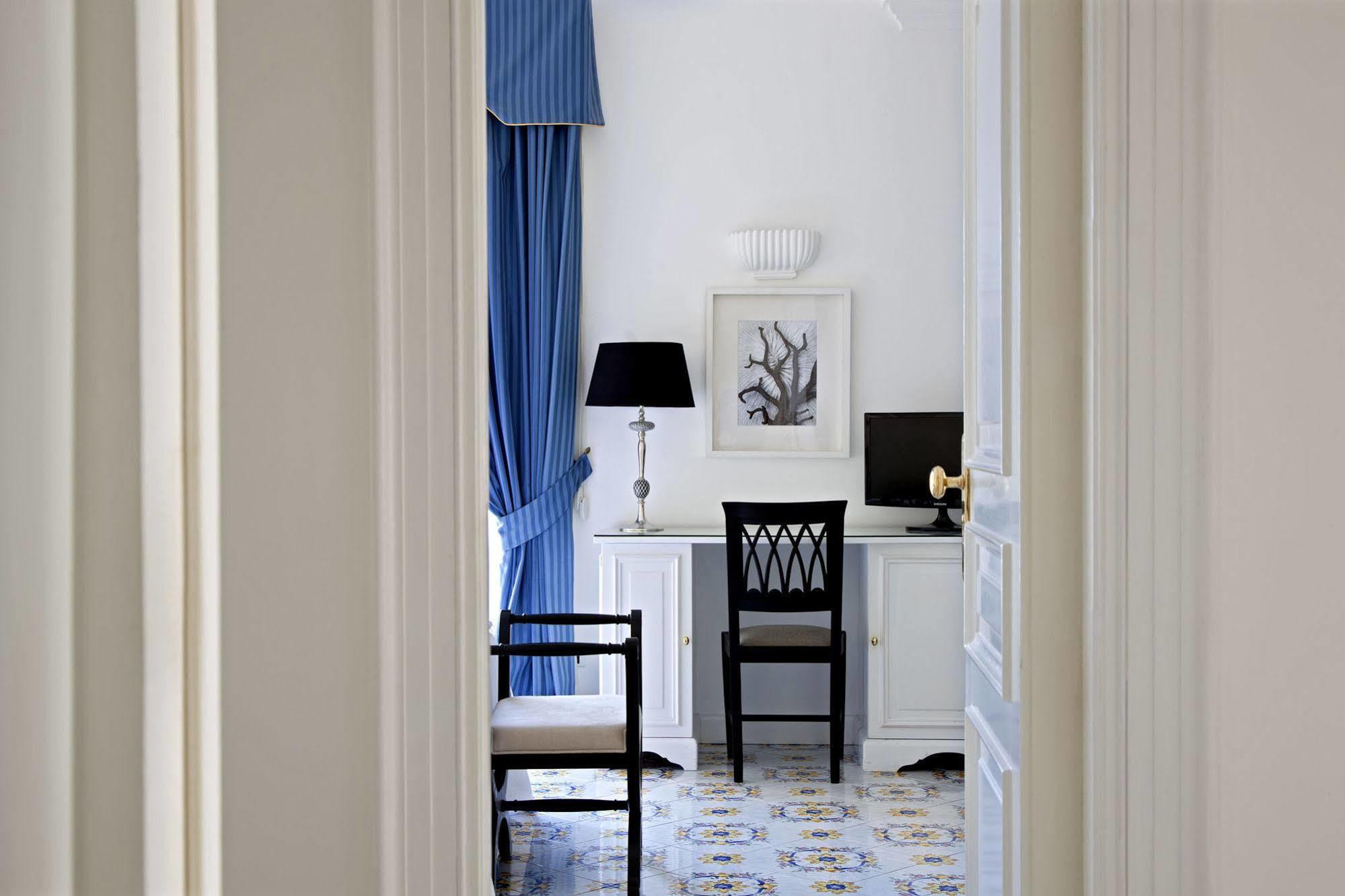 Hotel Canasta Капри Екстериор снимка