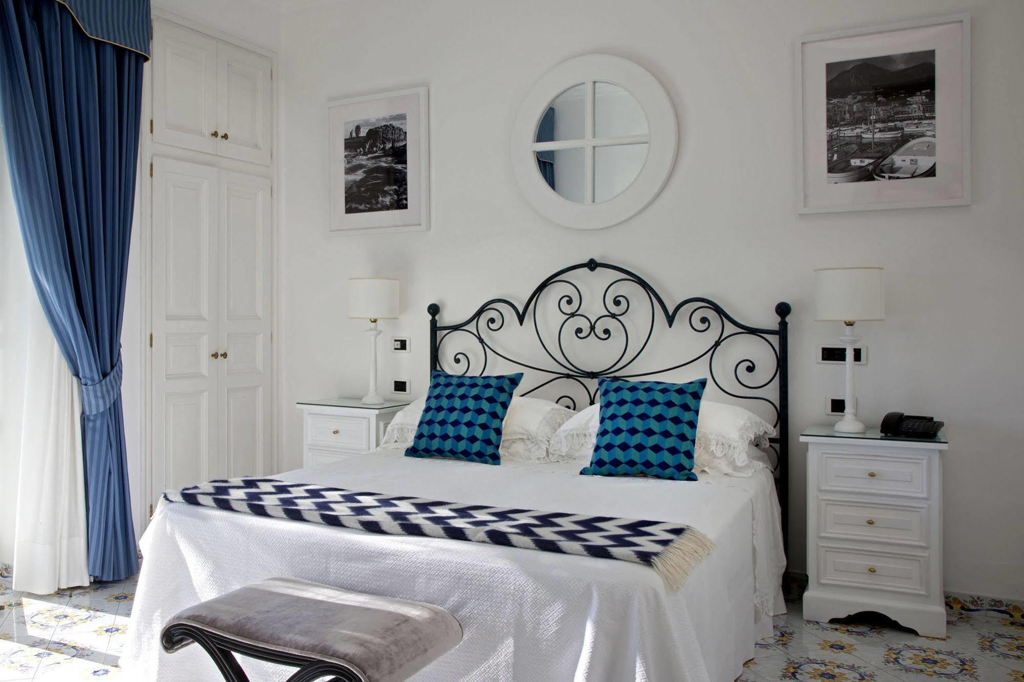 Hotel Canasta Капри Екстериор снимка