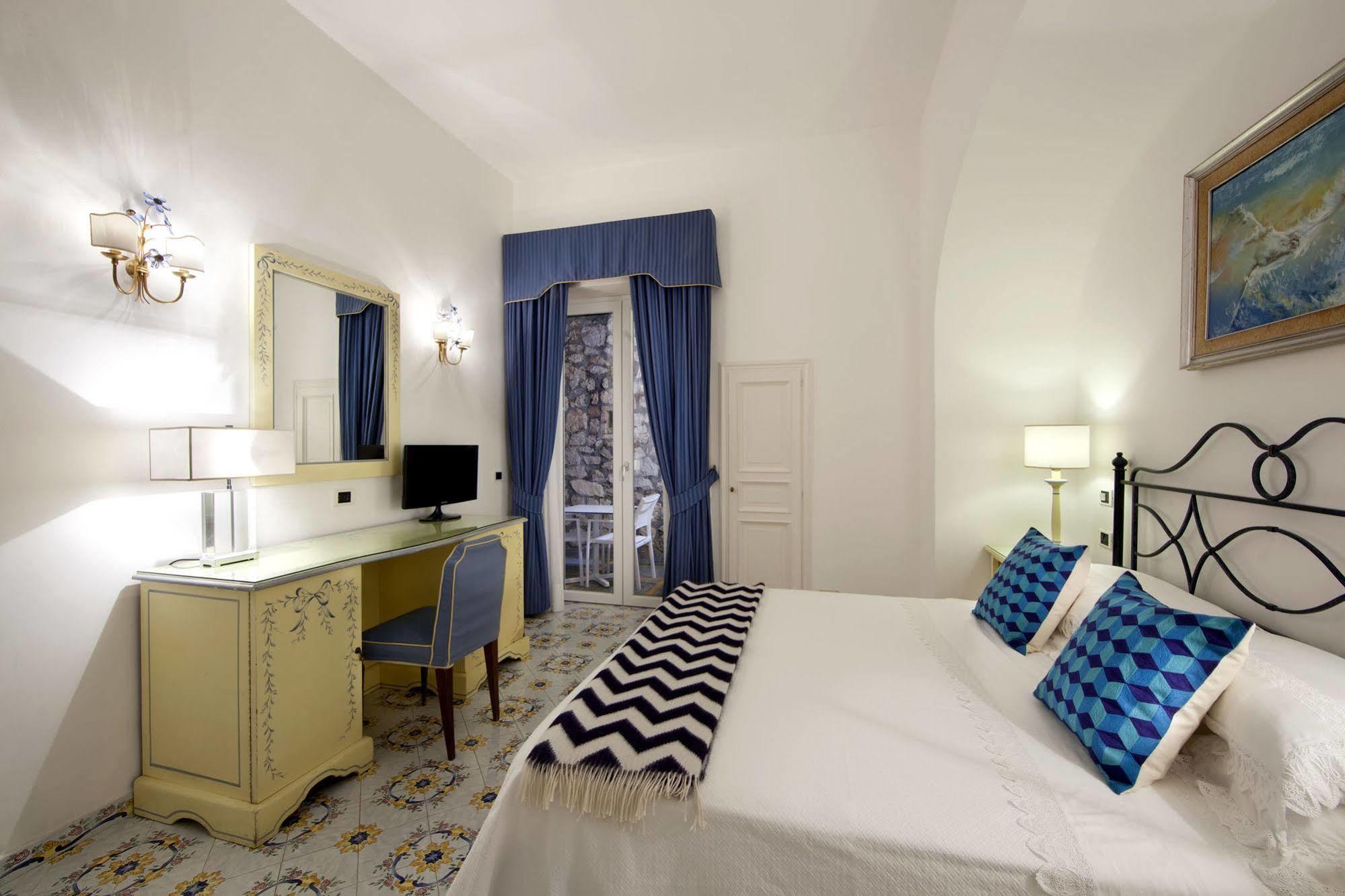 Hotel Canasta Капри Екстериор снимка